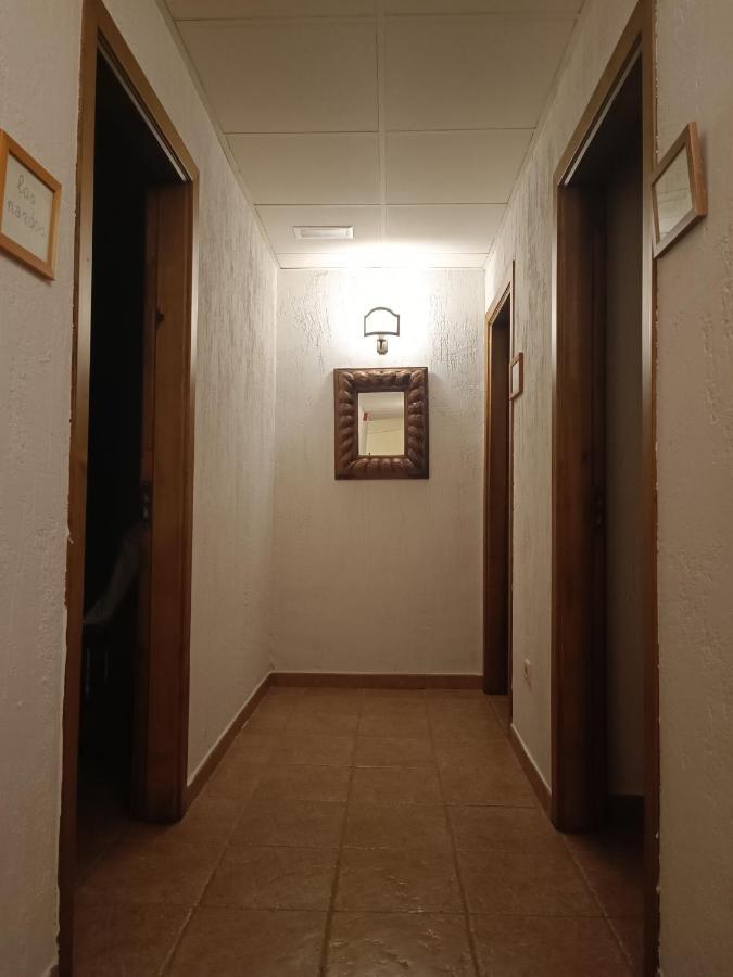 hostal Decerca Prádena Esterno foto